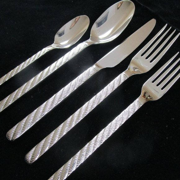 Villeroy & Boch 5 Pc Montauk Stainless Steel Flatware  New - 18 Avail. HOLIDAY! - Picture 4 of 11